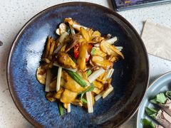 -半山腰·云南菜(侨福芳草地店)