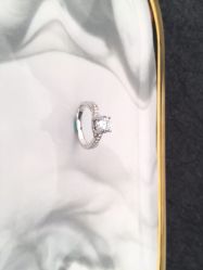 -威德钻石-克拉钻大本营(南京东路店)