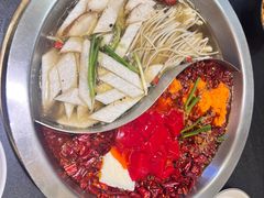 -沸炉重庆老火锅(军事博物馆店)