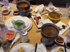 -雍和会海鲜姿造自助(湖东路店)
