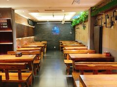 -万记麻辣烫国展总店