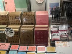 -猫的天空之城概念书店(苏州诚品店)