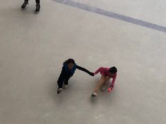 -陈露国际冰上中心(天津嘉里汇店)