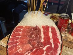 -虾弄弄海派小龙虾·牛羊蝎子火锅