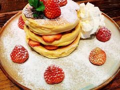 草莓巧克力苏芙里-MIKAKU(万达广场上海宝山店)