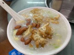 艇仔粥-穗银肠粉店(东川路店)