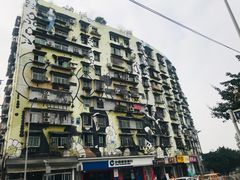 -黄桷坪涂鸦艺术街