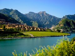 -天鹅湖生态旅游风景区