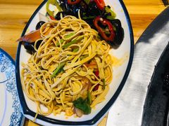 -山里屯铁锅炖·东北菜(康桥店)