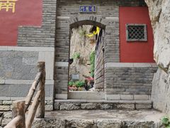 -潭溪山