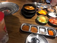 小菜碳生菜无限量-·缸桶屋·韩式牛肋条自助烤肉(西湖D11店)
