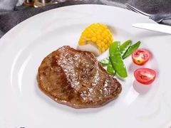 黑椒牛排-爱丽丝牛排西餐厅(光谷步行街店)