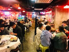 大堂-鲜入围煮花胶鸡海鲜火锅