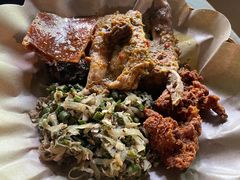 -Warung Babi Guling Ibu Oka 3