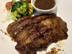 -澳莱酷品牛扒(开平东汇城店)