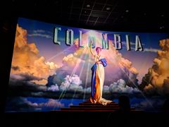 -百美汇影城(LUXE嘉里中心店)