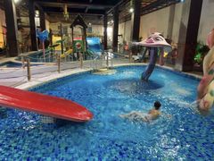 -泉城欧乐堡戏水湾艺术养生温泉