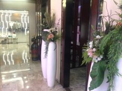 -AKOZO Beauty Salon
