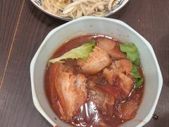 红烧小肉-小实惠嘉(威海路店)