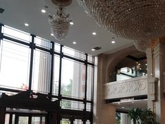 -碧中海汤泉汗蒸酒店