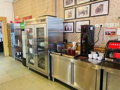 -老鼎万春卤菜(五代传承创始老店)