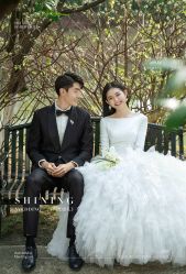 -雪中彩影婚纱摄影·微光艺术中心