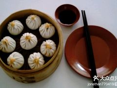 -笑来喜馄饨小笼工坊(通扬路店)