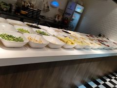 自助调料区-蜀天上精专麻辣香锅(文定路店)