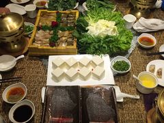 -慢丽江·云南野生菌土鸡锅(西山店)