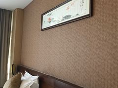 -中铁花水湾温泉酒店(大邑店)