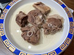 -蒙亨·手把肉·蒙古包文化主题餐厅(天恒广场店)