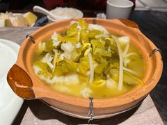 酸汤巴沙鱼-前门后头老北京铜锅涮肉·京味菜·烤鸭(伊藤洋华堂店)