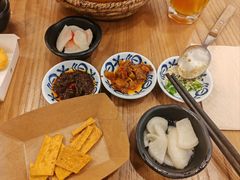 -煲仔皇腊味煲仔饭(经四万达店)