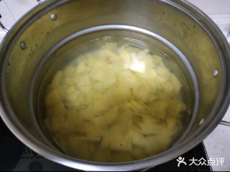 干锅土豆片～超级下饭超级好吃