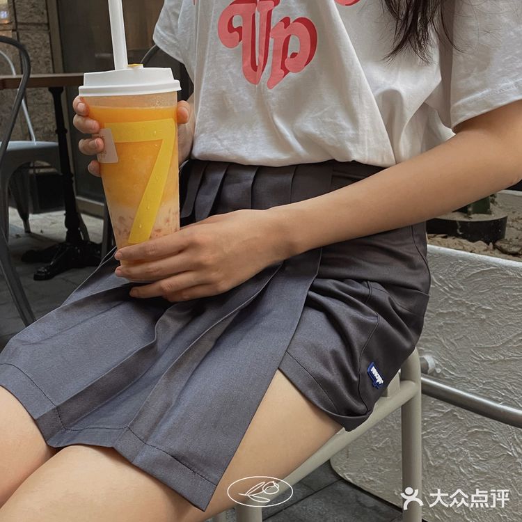 1L的水果茶霸7来袭!水果多多太快乐!
