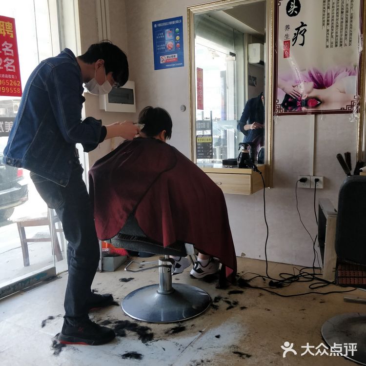 现在店面扩大了，感觉还是很适合学生党的