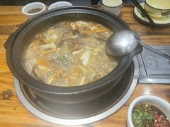 -菌之家·专业纯野生菌火锅·特色炒菌