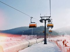 -中旅松花湖滑雪场