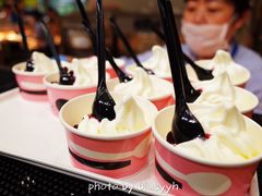 草莓圣代-宜家·瑞典食品屋(四元桥店)