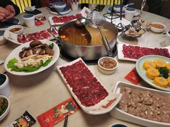-左庭右院鲜牛肉火锅(浦江欢乐颂店)