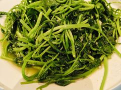 清炒时蔬-二厨·吊桥小院·脆皮烧鸡公·本地农家菜(沿江西路店)