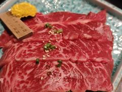 -山川小町·极番烧肉(新地假日广场店)