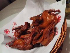 -鸽子侯·家宴·平价海鲜(绿地店)