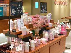 零售区-星巴克(深圳嘉汇新城店)