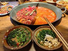 -萍姐火锅·公路夜市(武汉首店)