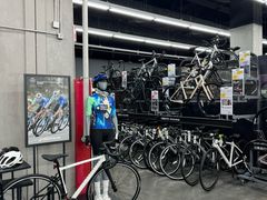 -迪卡侬(越秀公园店)