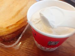 榛子味稀奶油冰淇淋-红宝石·鲜奶小方(莘庄龙之梦店)