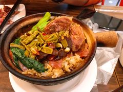 腊味煲仔饭-避风塘(江桥万达店)