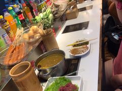 -百品聚旋转火锅(号外店)