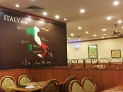 大堂-萨莉亚意式餐厅(新洲家乐福店)